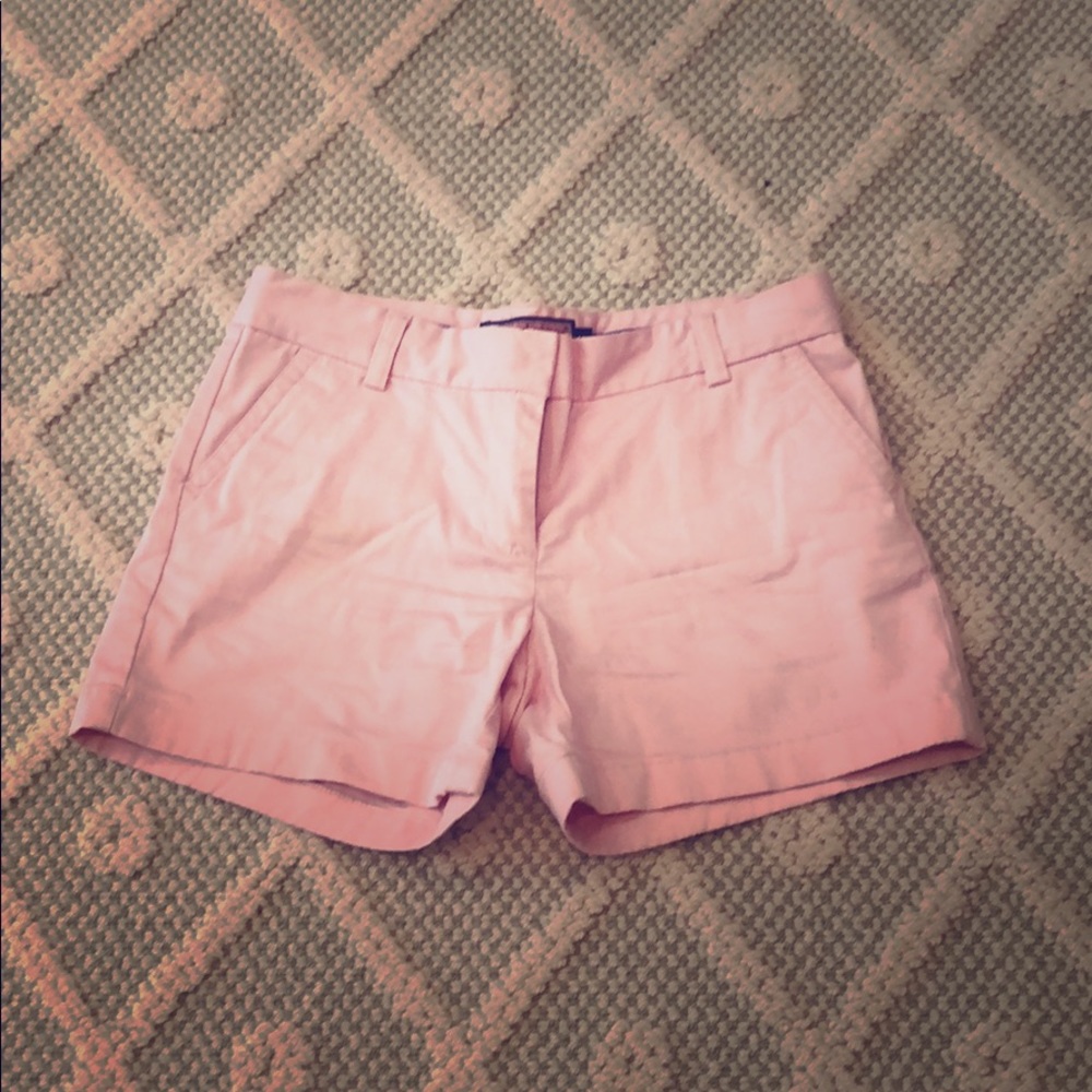 Vineyard vines pink shorts